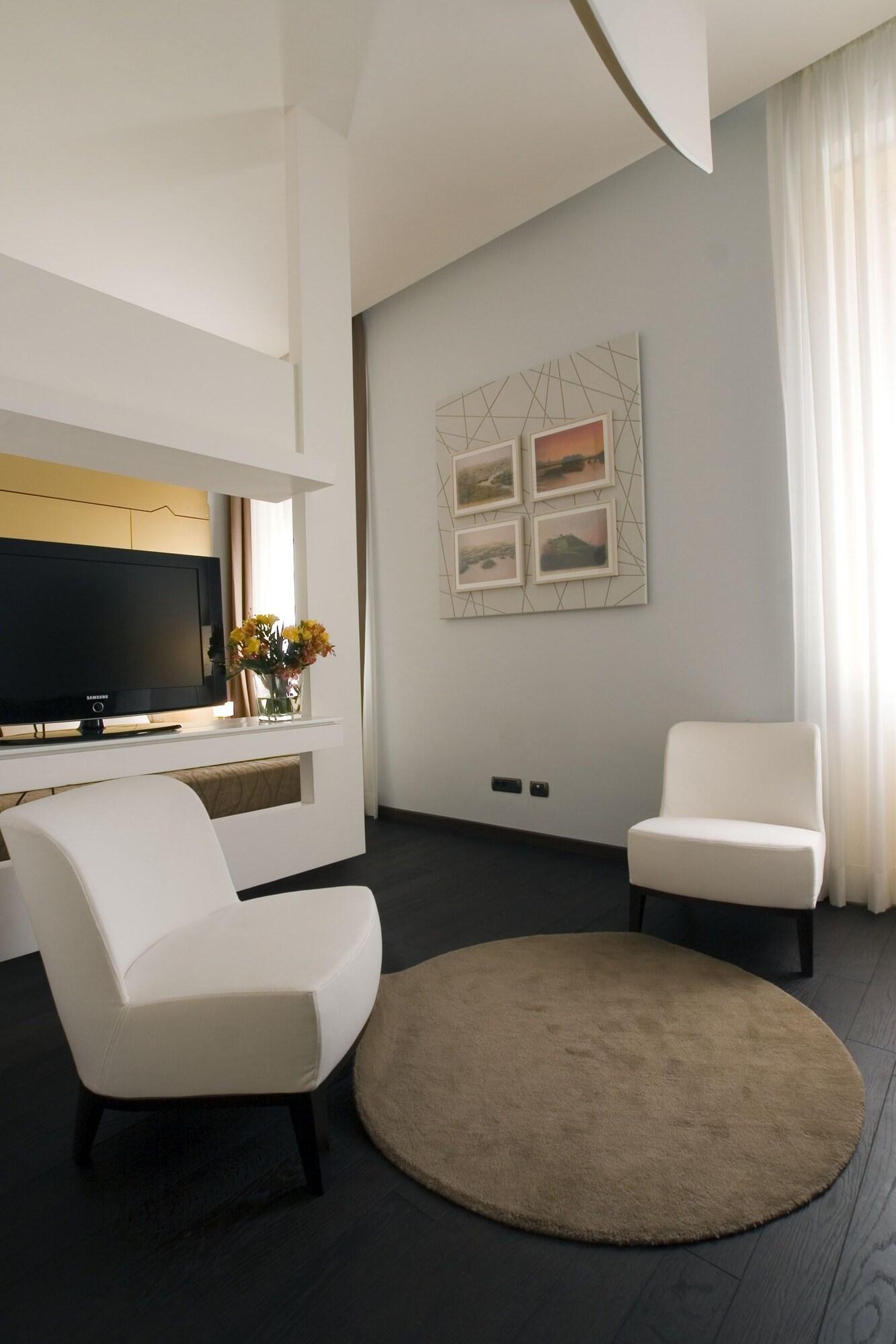 Ht Romeo Al Babuino Hotel Exterior photo