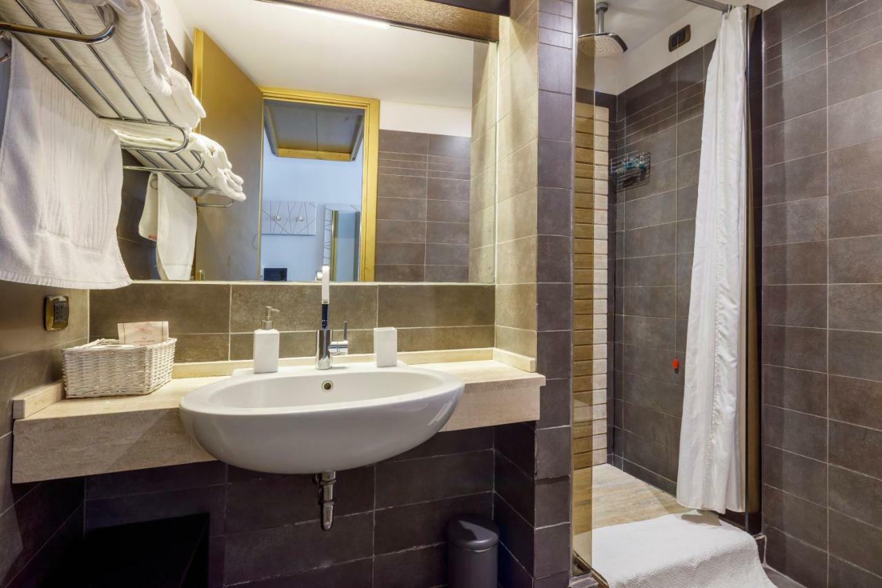 Ht Romeo Al Babuino Hotel Exterior photo